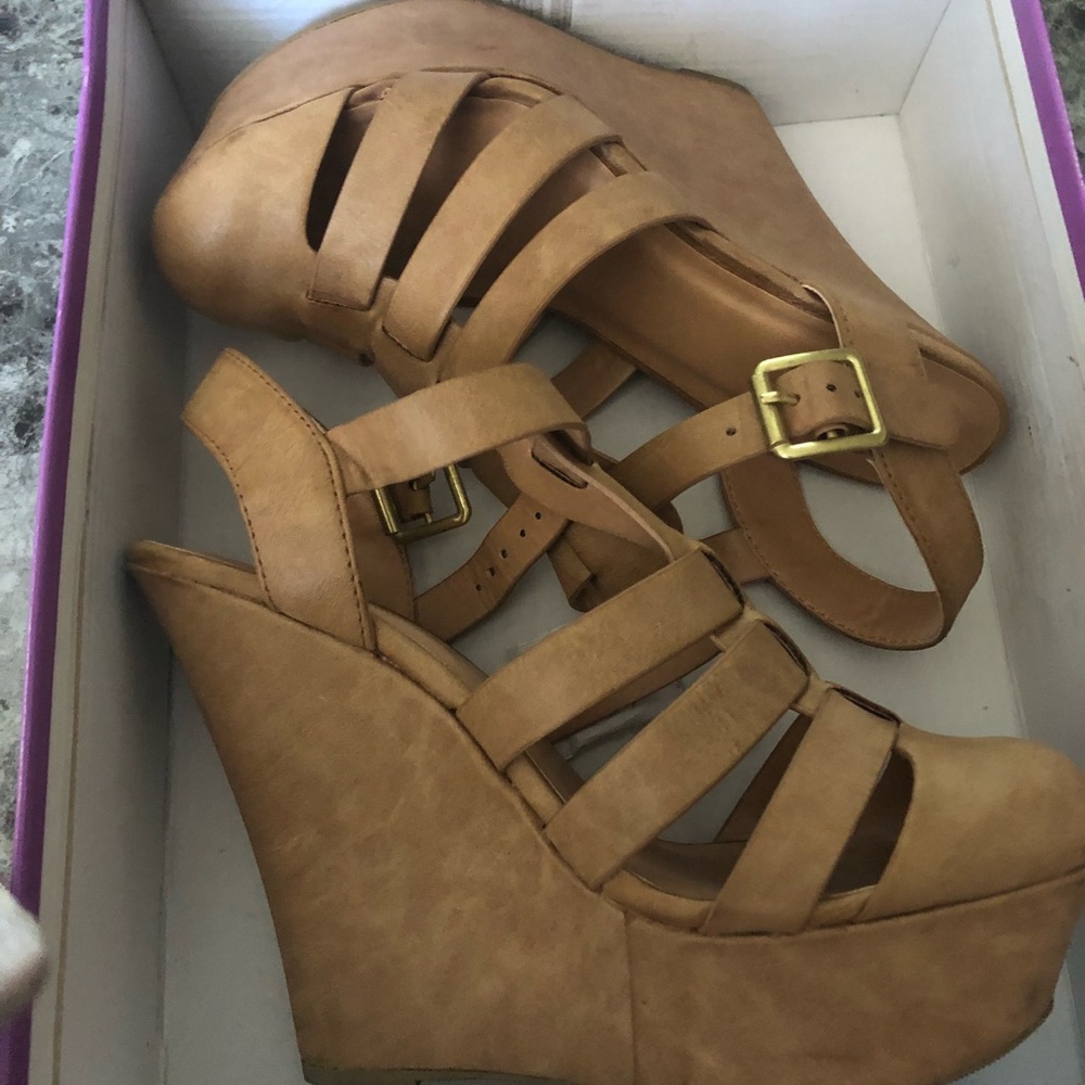 Wedges - Picture 3 of 3